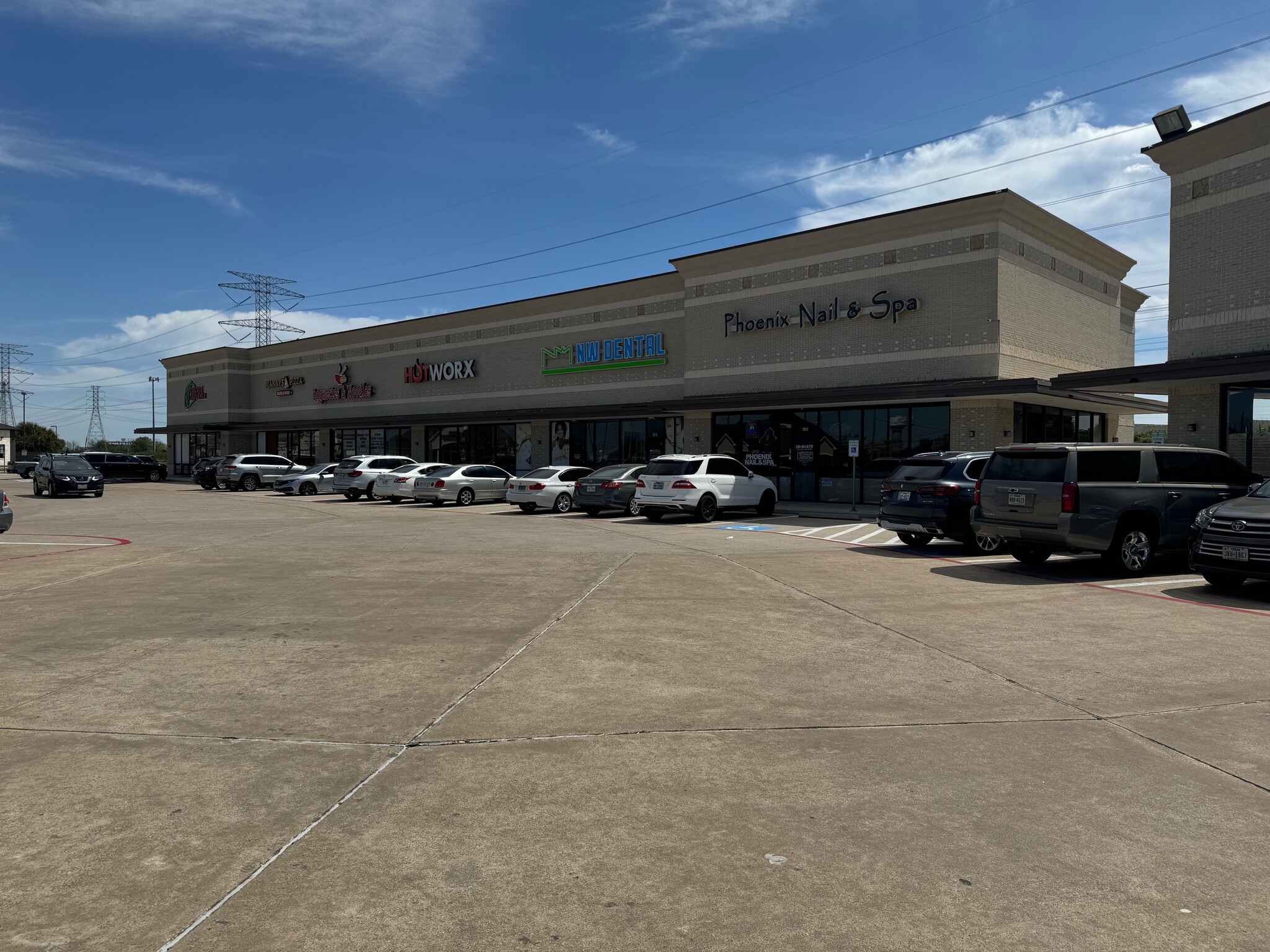Retail suite row and parking area at Eagles Landing