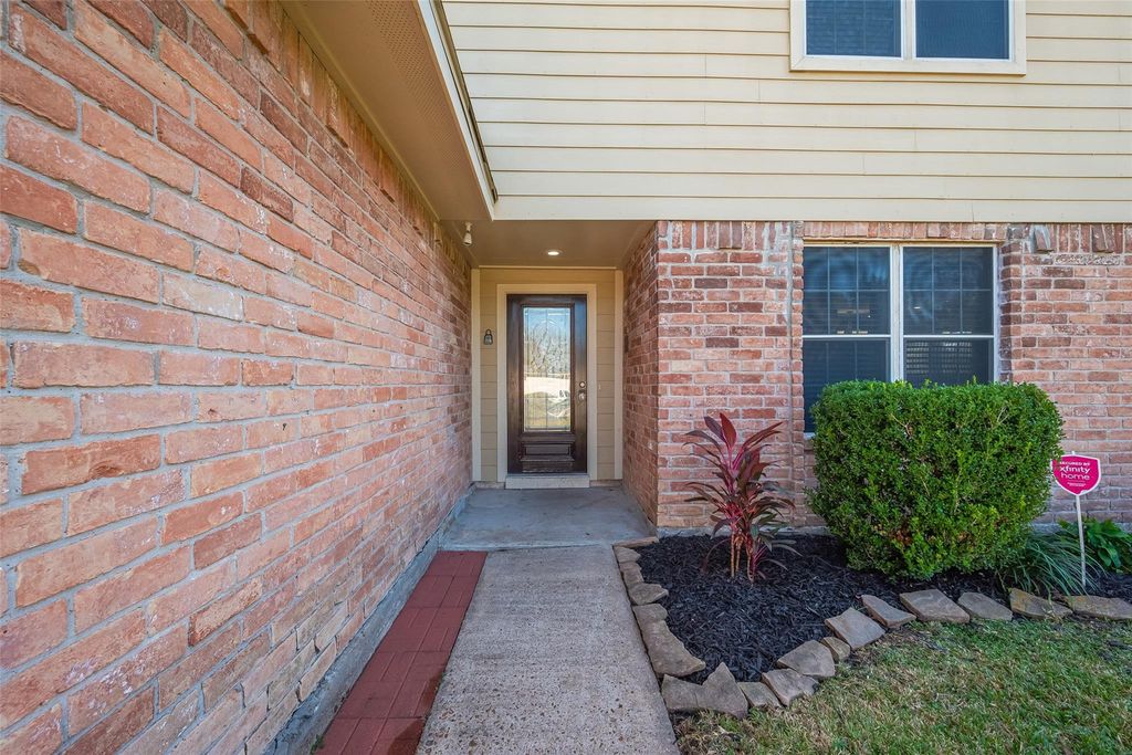 13703 Templar Ln, Sugar Land, TX 77498 房源实景 / property view — photo 3