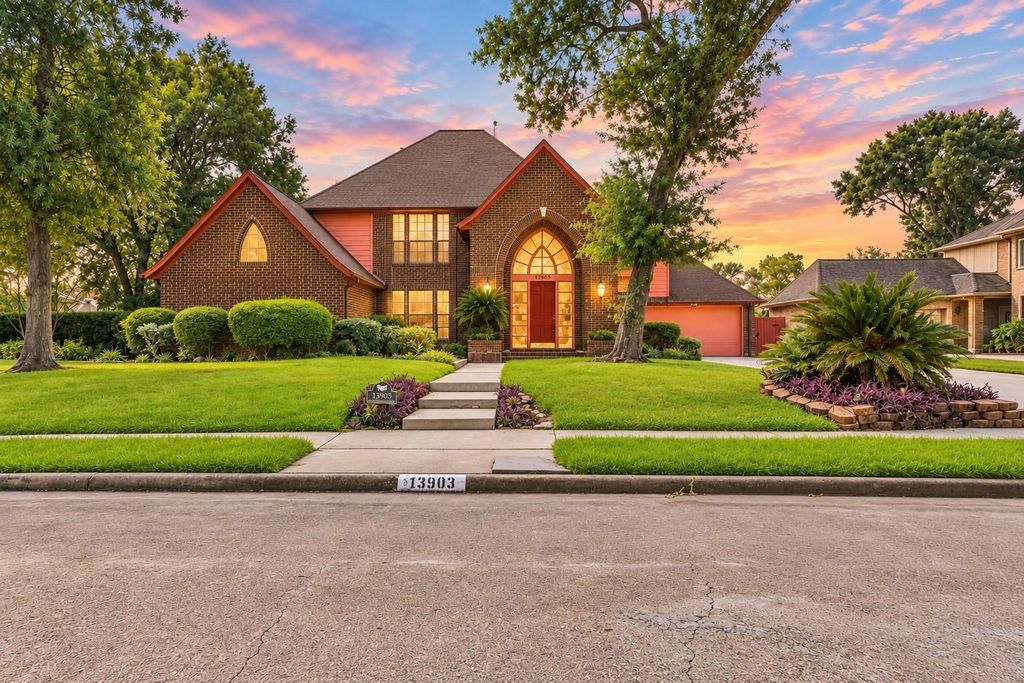 13903 Wilde Forest Ct, Sugar Land, TX 77498 房源实景 / property view — photo 3