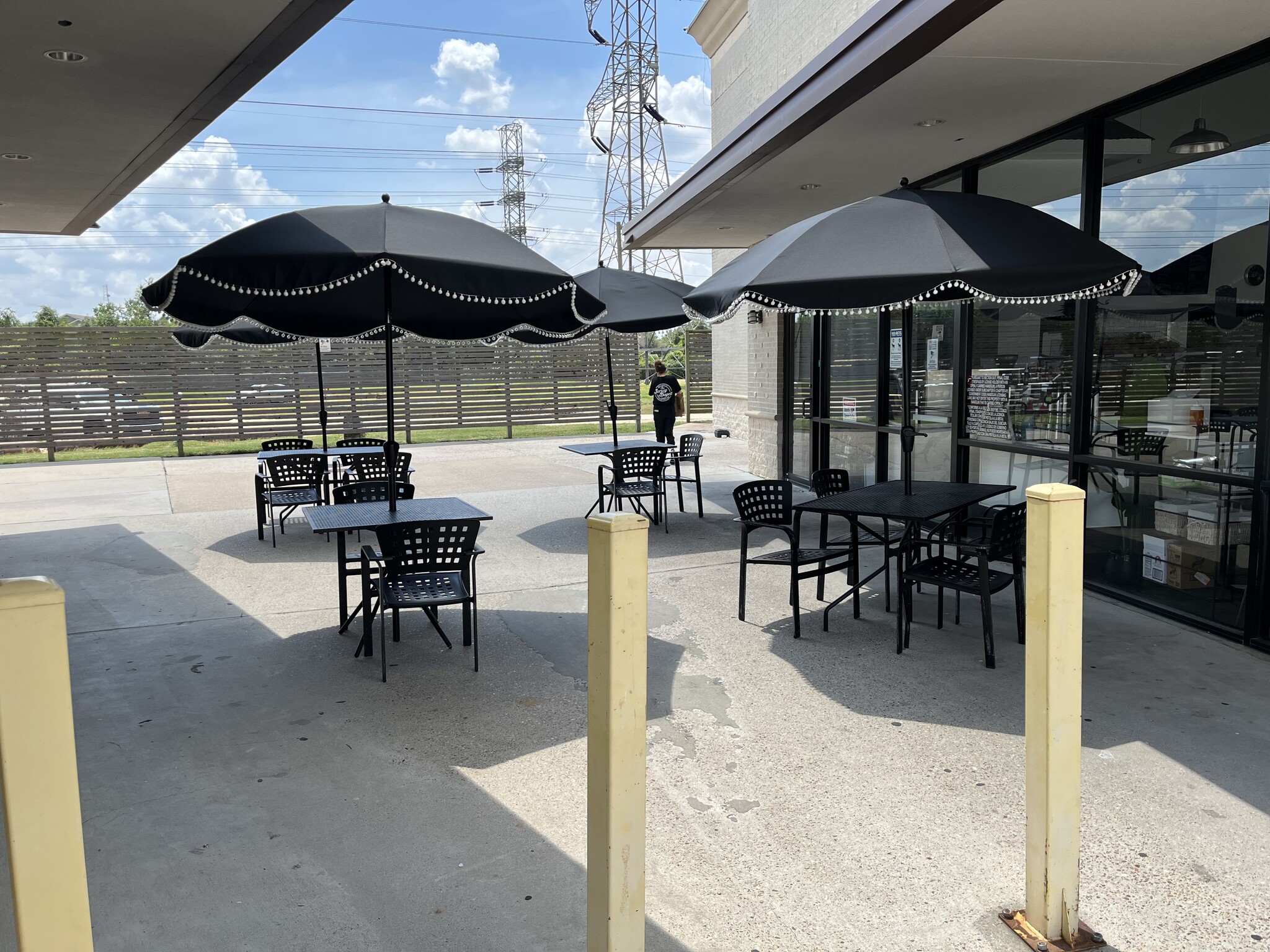 Shared outdoor courtyard seating area at Eagles Landing