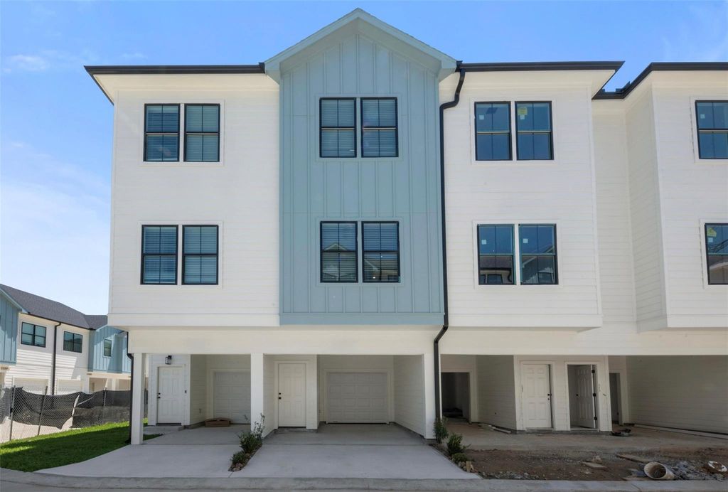3258 Sauce Pan A/B Way, Katy, TX 77449 房源实景 / property view — photo 2