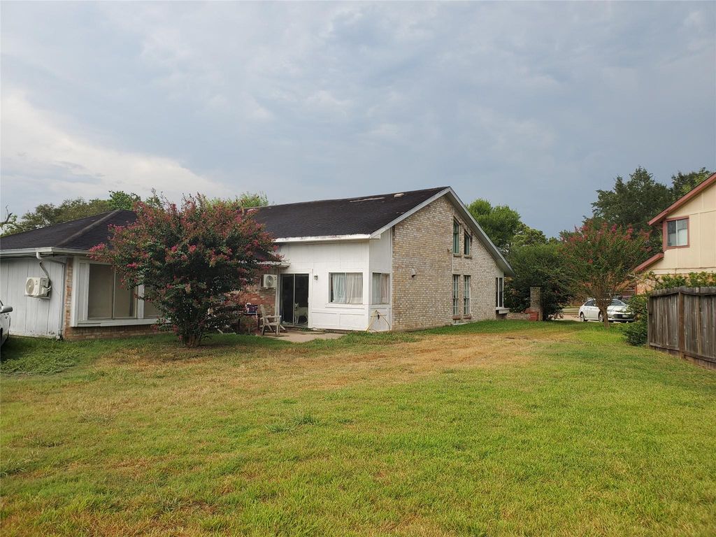 3422 Big Horn Ct, Sugar Land, TX 77478 房源实景 / property view — photo 4