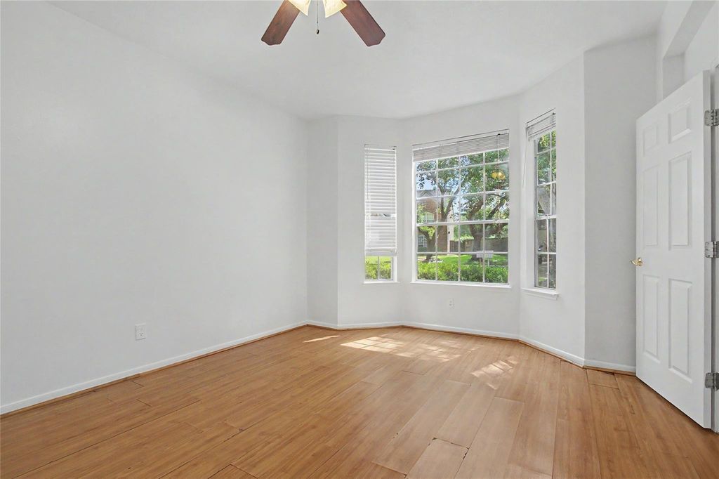 515 Spring Moss Dr, Missouri City, TX 77459 房源实景 / property view — photo 4