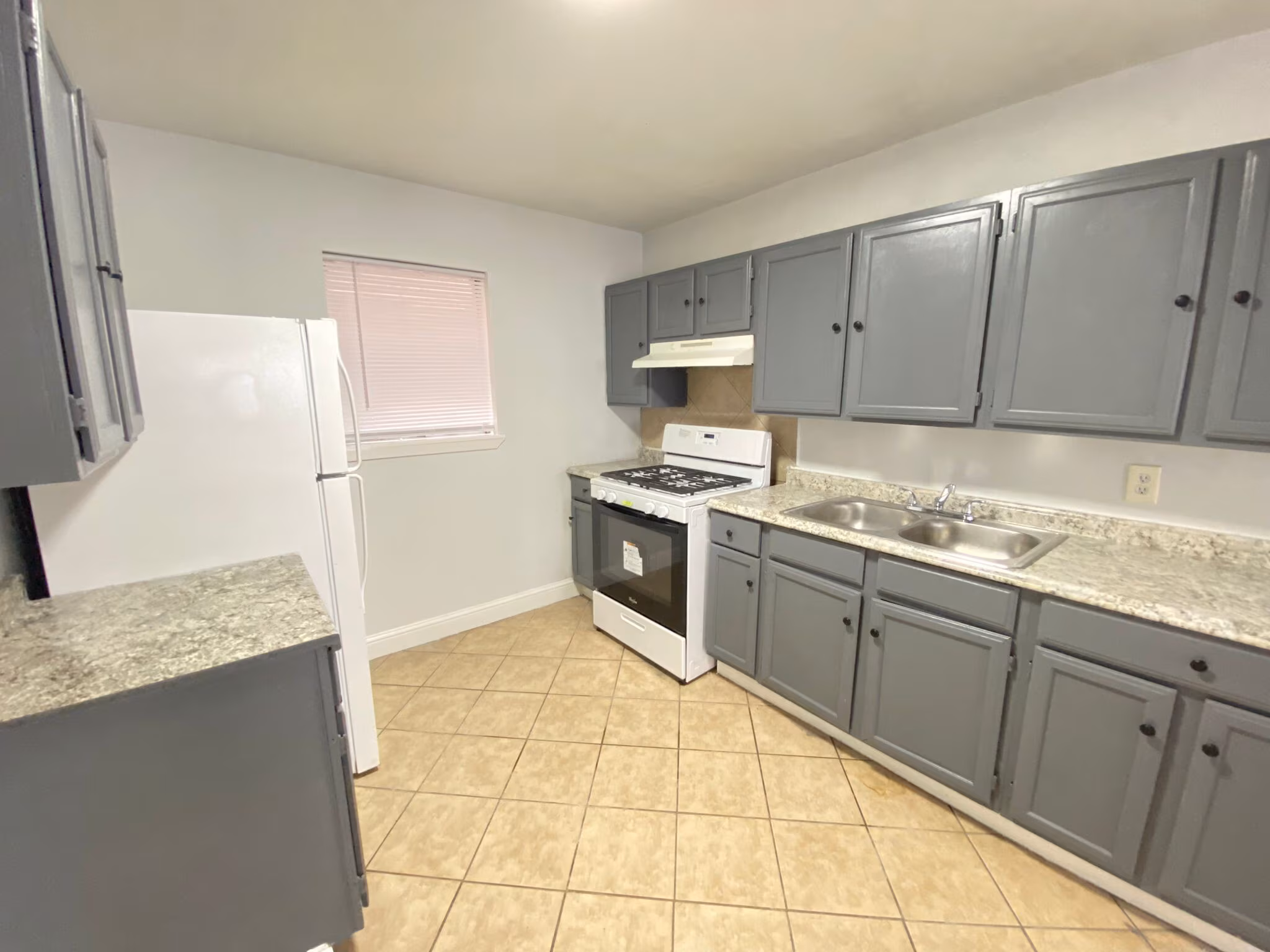 Apartment interior view 3 at 5408 Market St