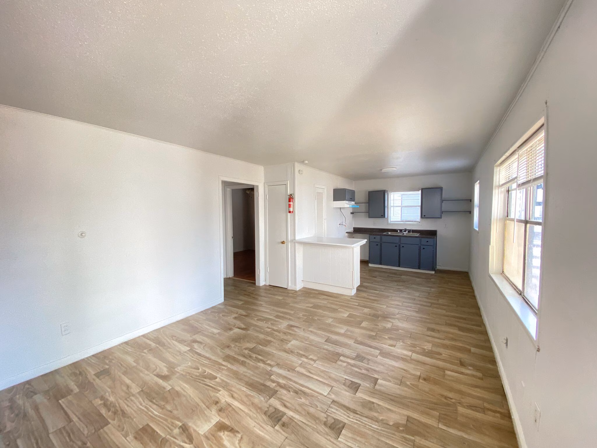 Apartment interior view 6 at 5408 Market St