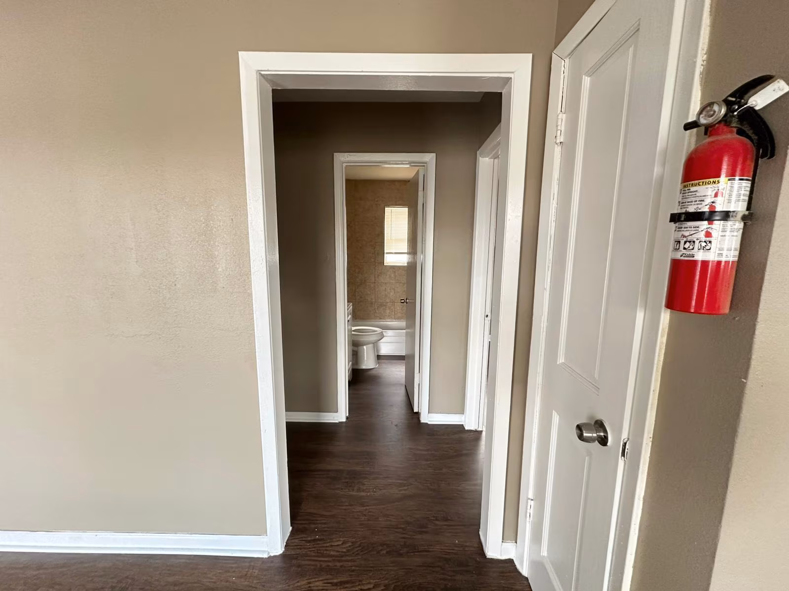 Apartment interior view 11 at 5408 Market St