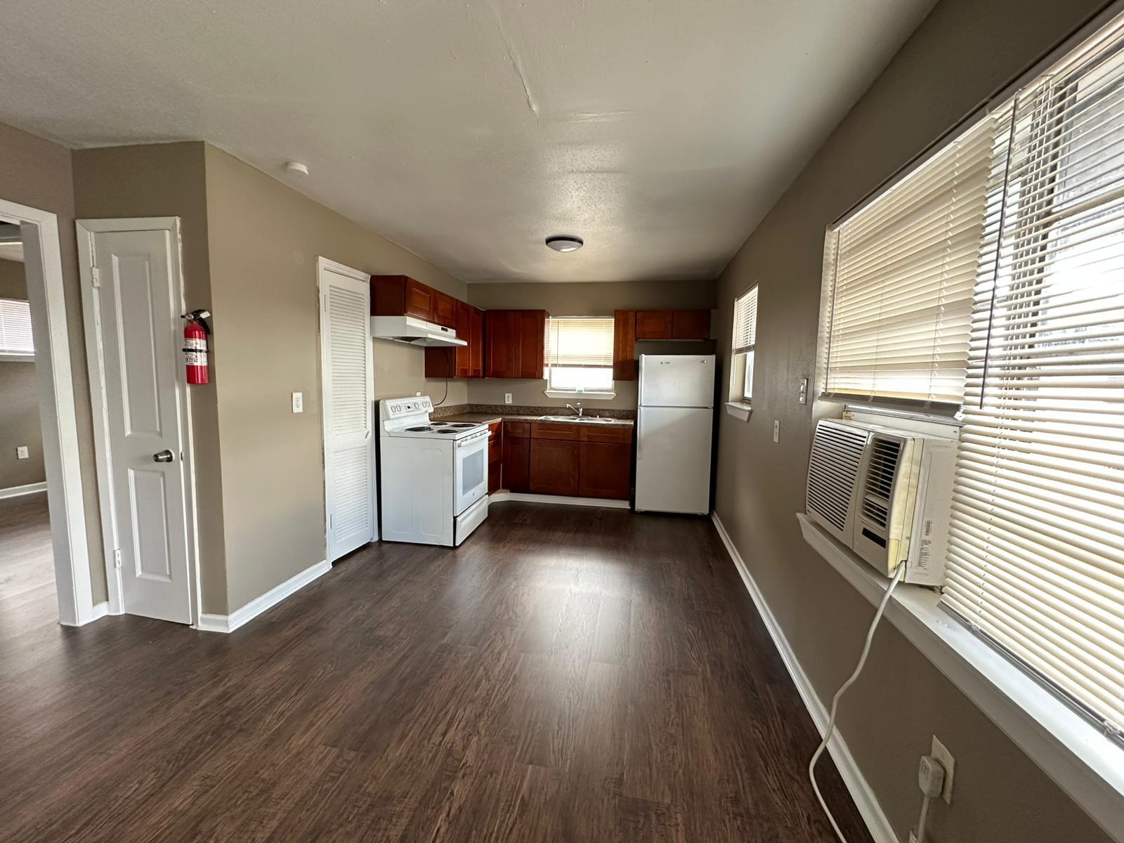 Apartment interior view 12 at 5408 Market St