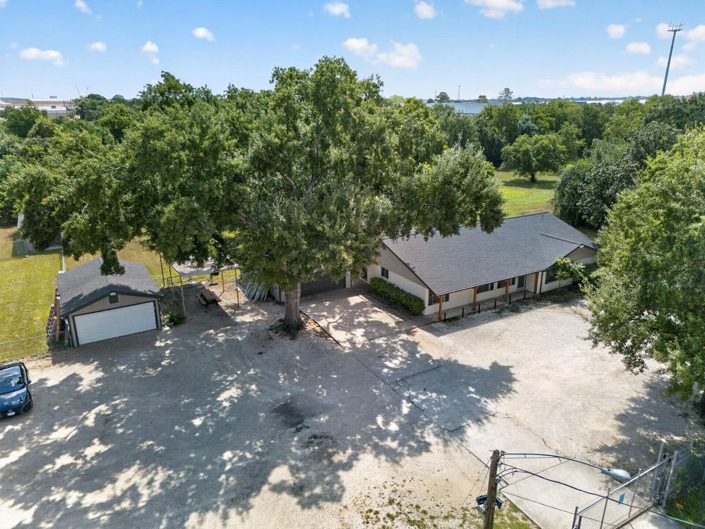 9326 Kay Ln, Houston, TX 77064 房源实景 / property view — photo 3