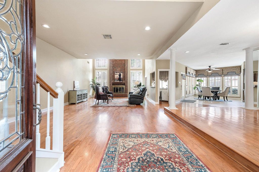 Photo 5 of 3702 Belle Grove Ln