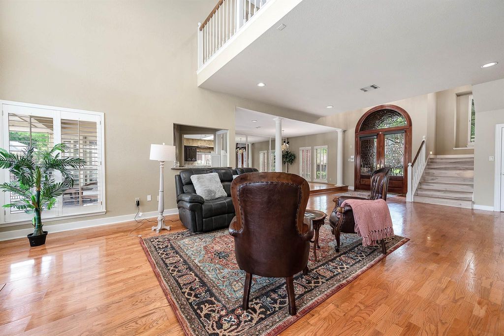 Photo 9 of 3702 Belle Grove Ln