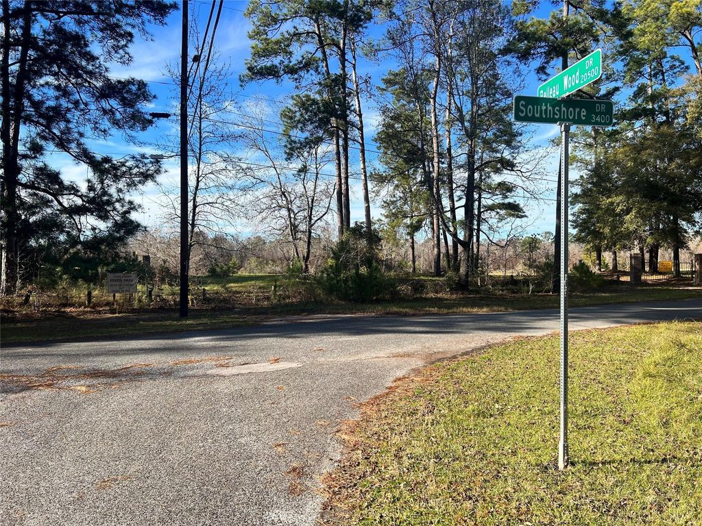 Photo 7 of 3519 S Southshore Dr
