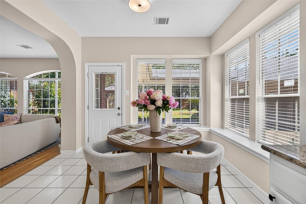Sunlit breakfast area at 2819 Gray Moss Ct
