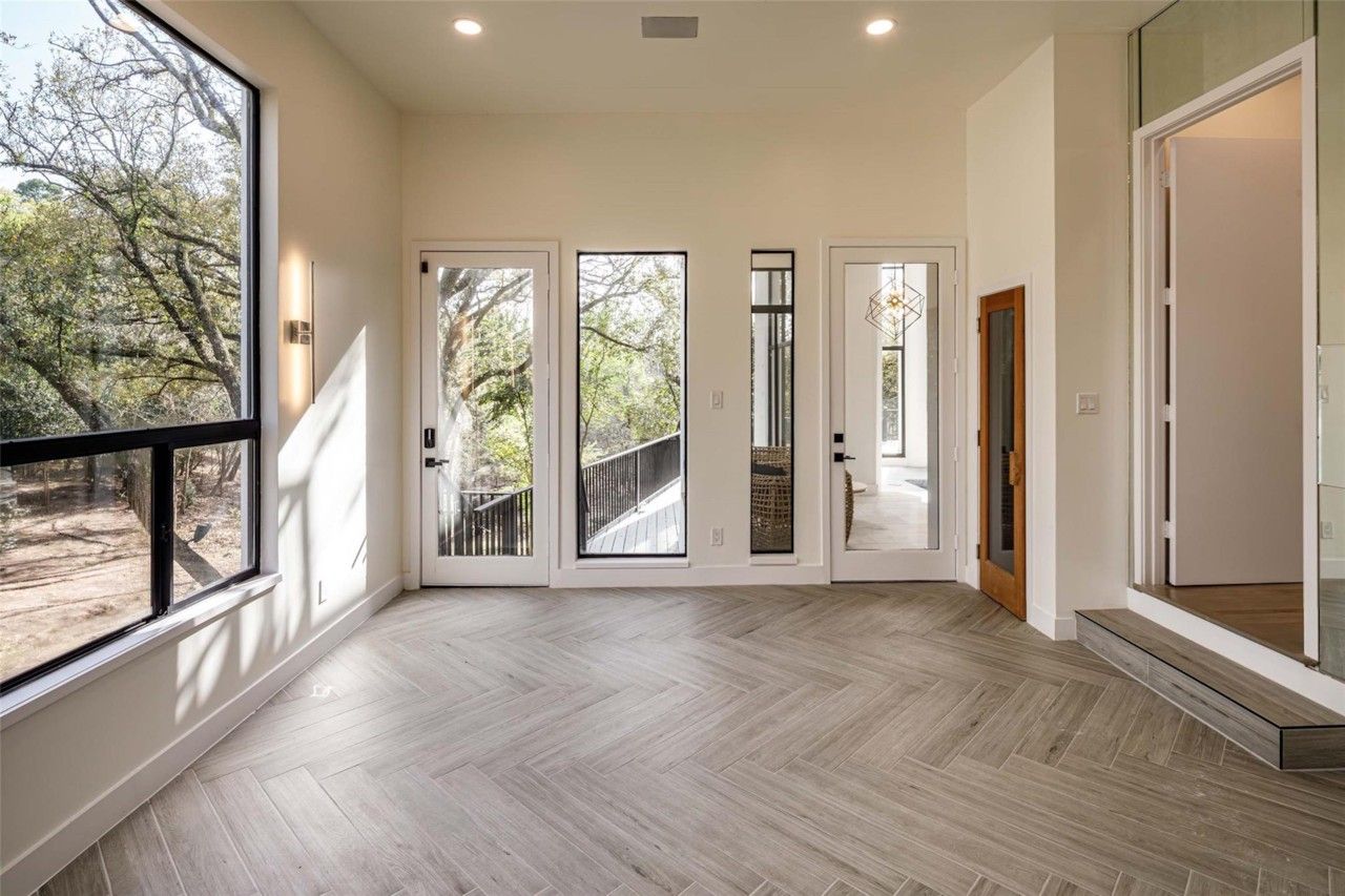 Private sitting room with floor-to-ceiling windows