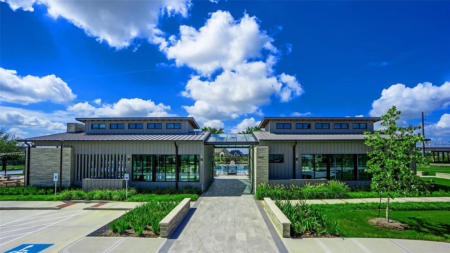 Candela community amenity center exterior | Candela社区配套中心外观