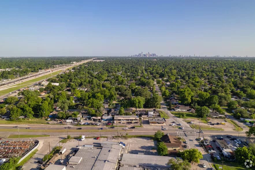 Wide aerial view of the surrounding Northside-Northline area | Northside-Northline周边区域广角航拍